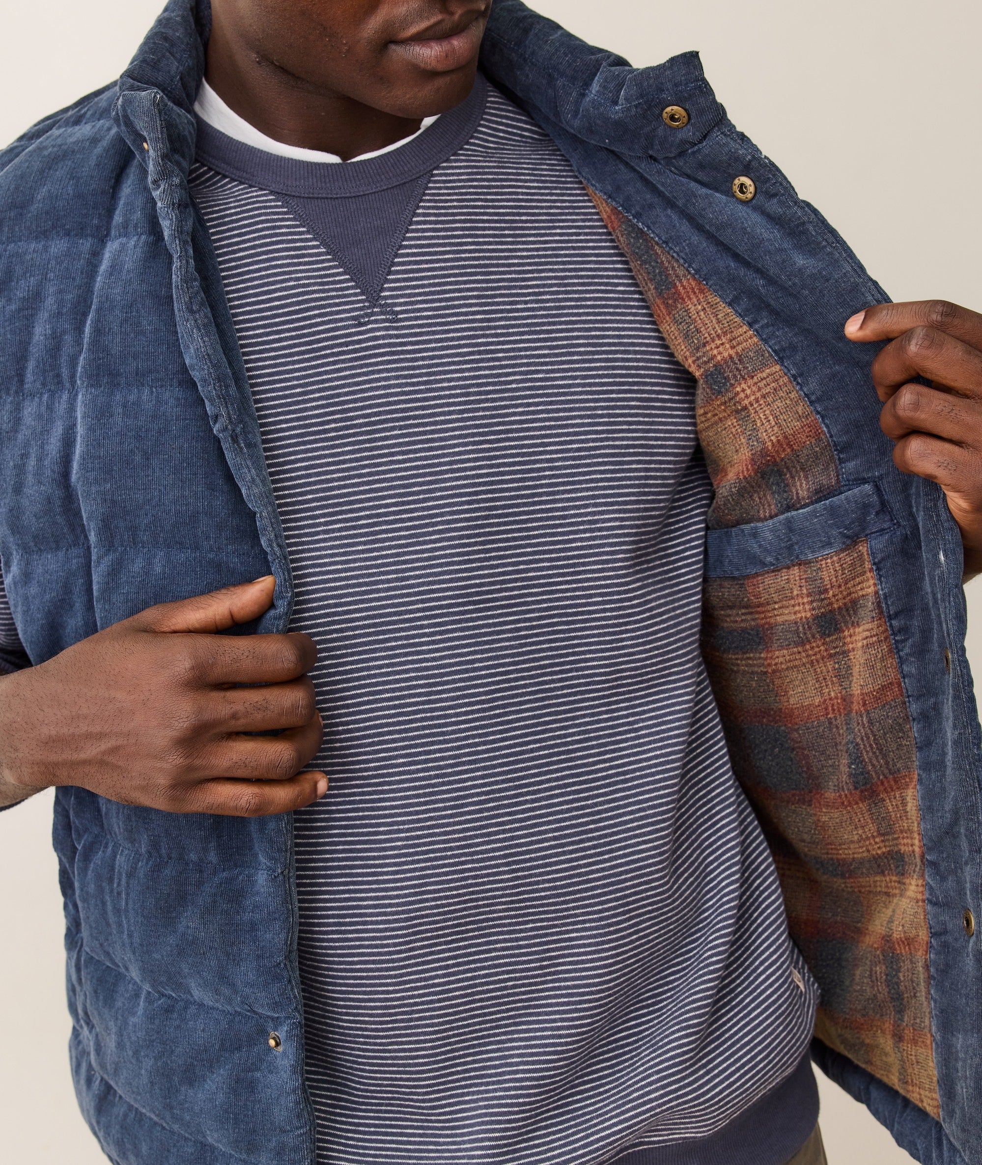 Palisades Cord Puffer Vest - Image 3