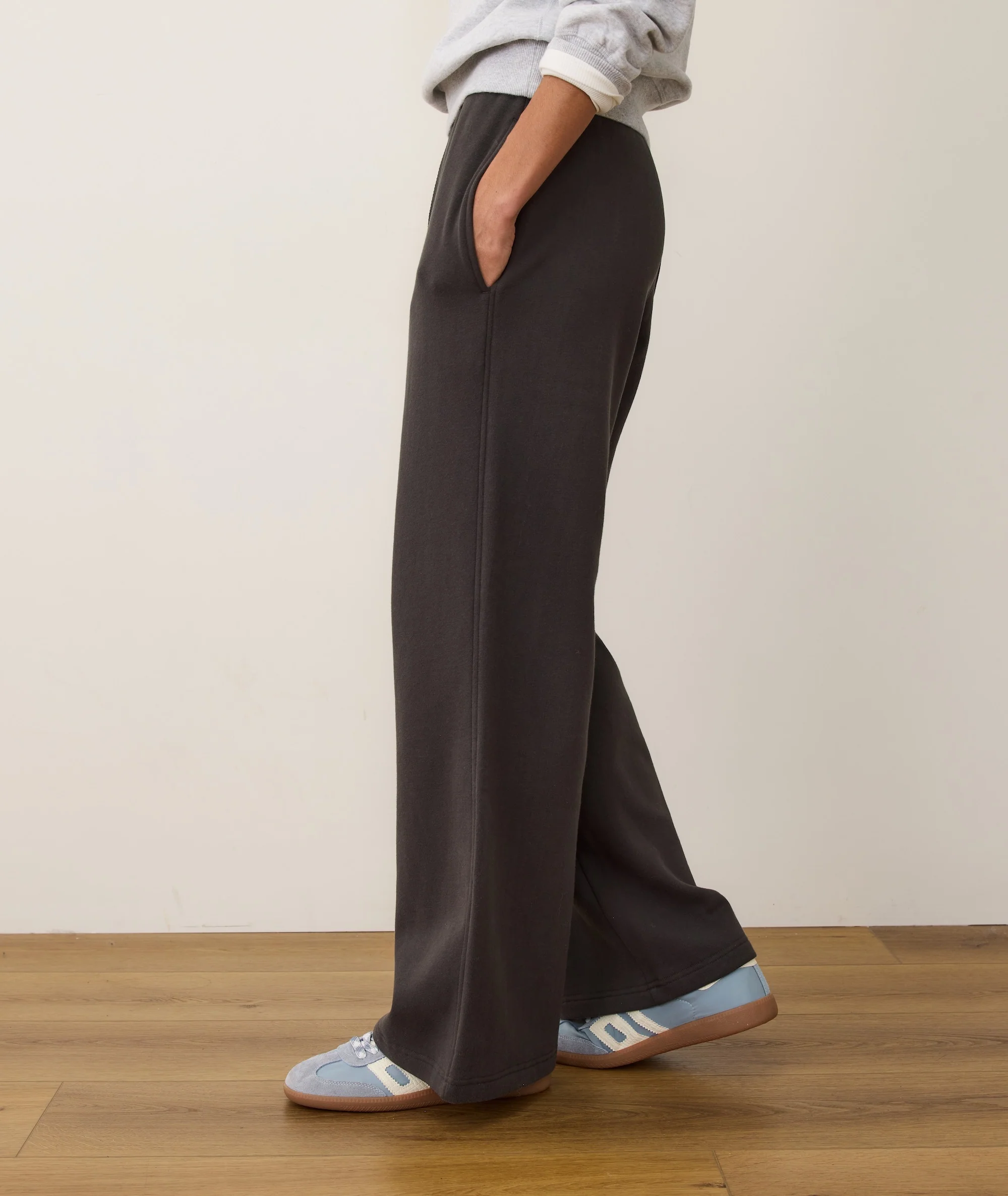 Cloud 9 Fleece Wide Leg Sweatpant - Image 4