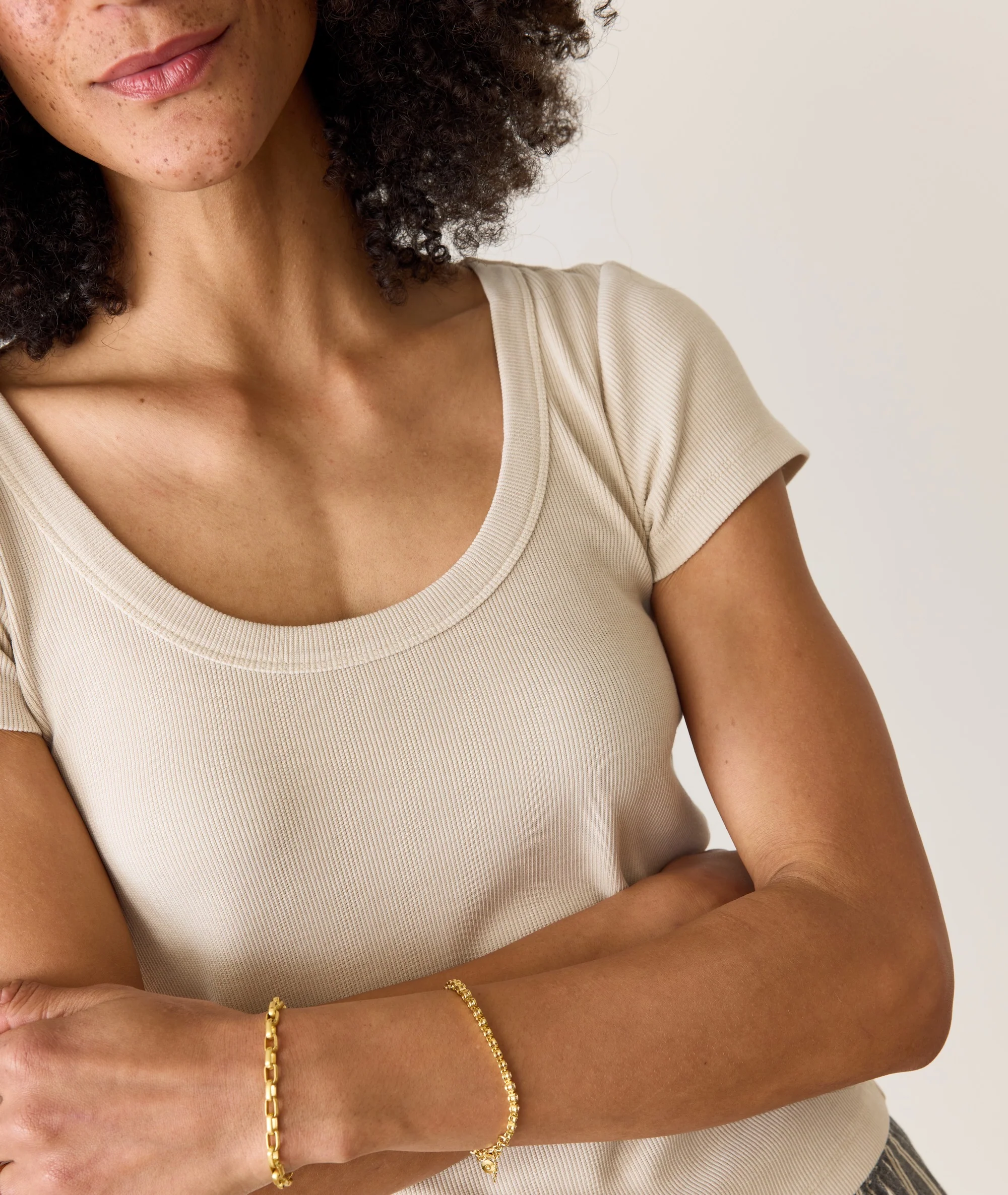 Lexi Rib Sun-In Scoop Tee - Image 5