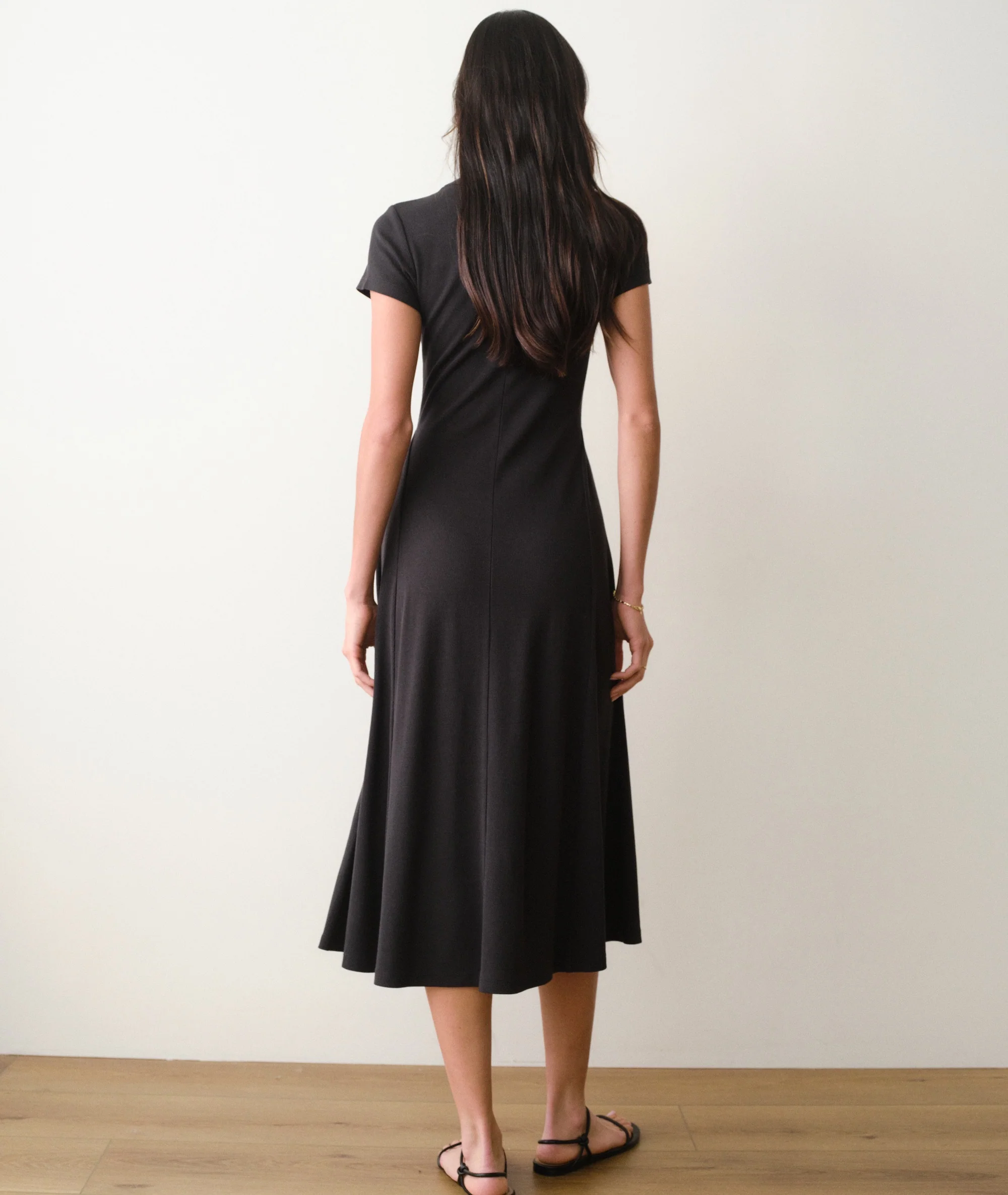 Lexi Short Sleeve Fit & Flare Midi Dress - Image 3