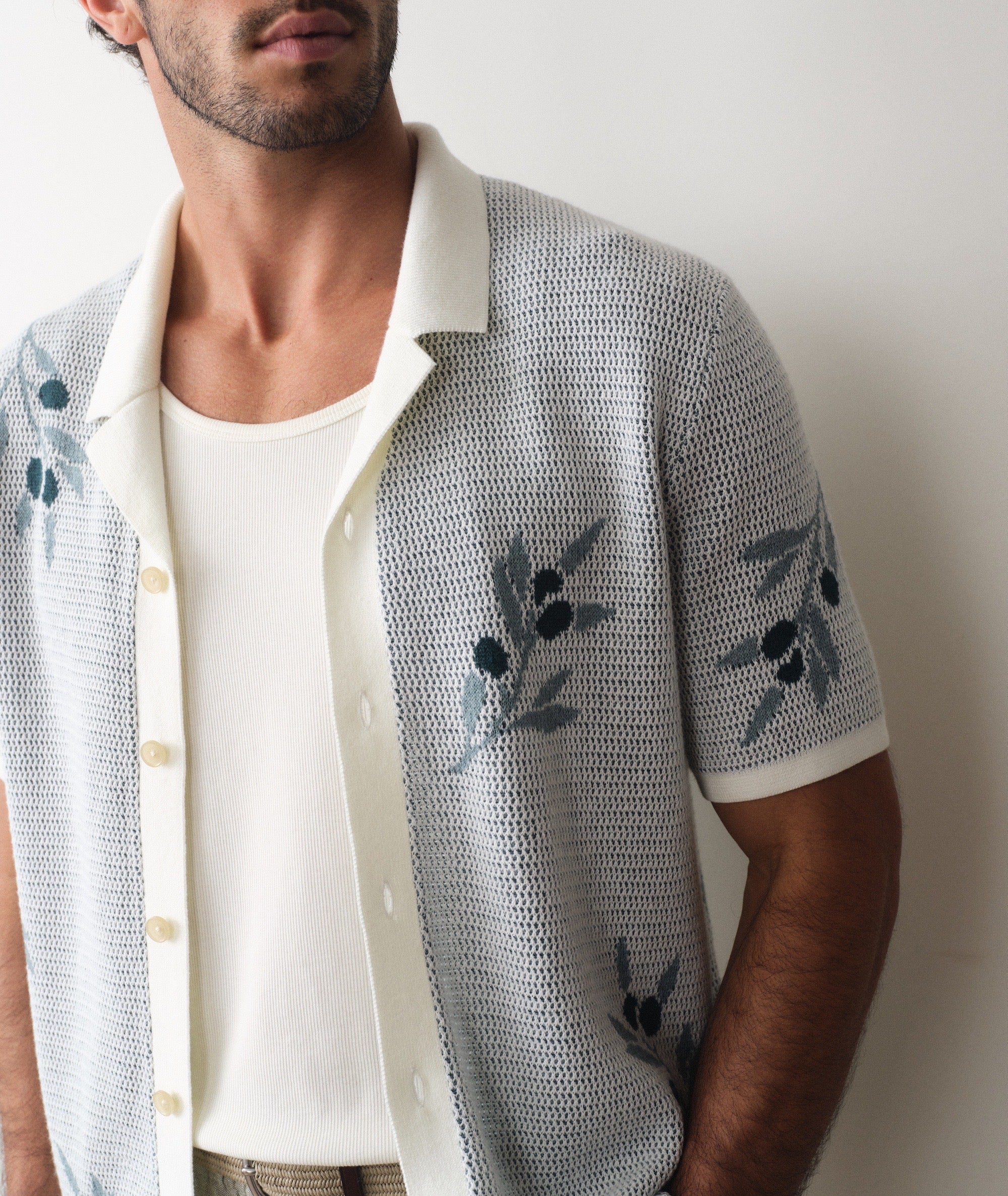 Olivo Resort Sweater - Image 6